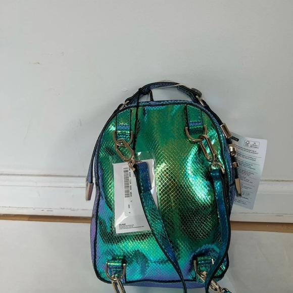 Ice Play By Iceberg Iridescent Blue And Green Mini Backpack New With Tags - Picture 3 of 12